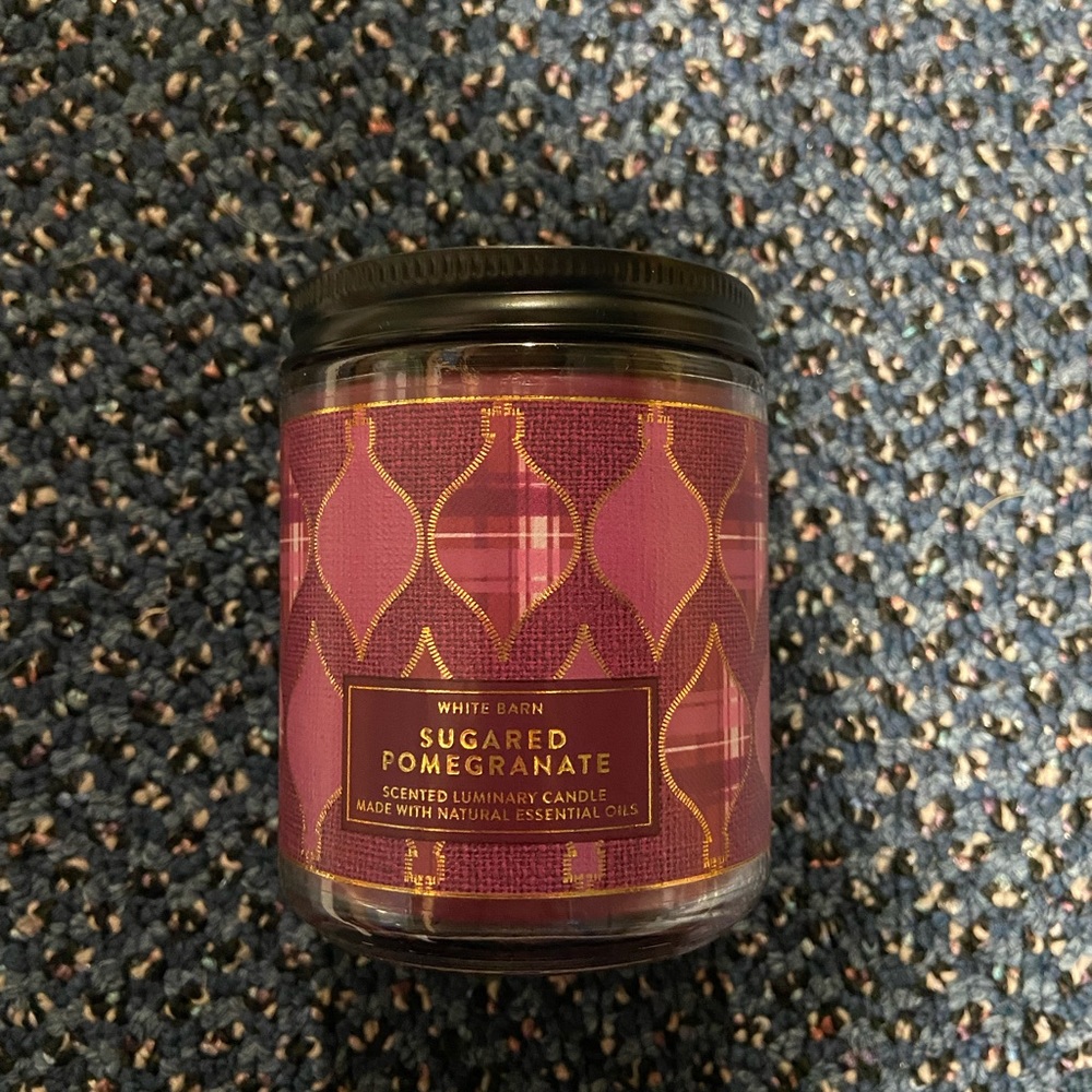 White Barn candle